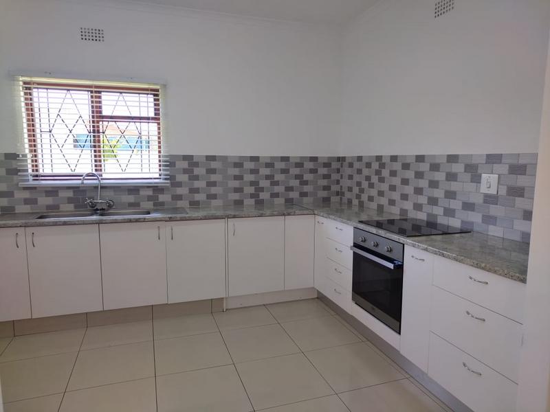 To Let 1 Bedroom Property for Rent in Grassy Park Western Cape